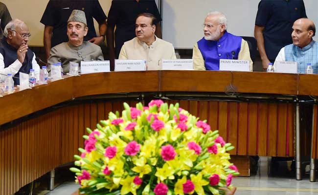 PM Narendra Modi Asks Opposition To Back State-Funded Polls In 'Crusade' Against Black Money