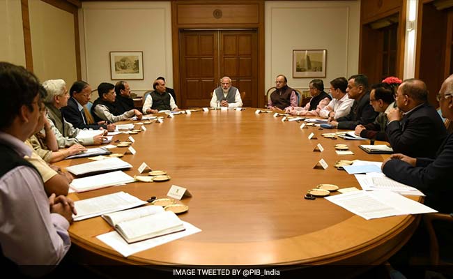 PM Narendra Modi Holds Late Night Meeting With Senior Ministers On Currency Ban