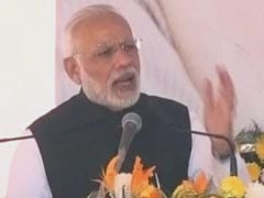 PM Narendra Modi Pushes For Use Of Mobiles To Deal With Cash Crunch