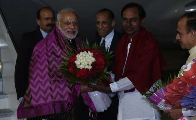 पीएम नरेंद्र मोदी पुलिस महानिदेशकों के सम्मेलन में हिस्सा लेने के लिए हैदराबाद पहुंचे