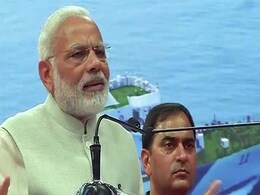 बैंकों के बाहर लोगों की भारी भीड़, 10 Points में जानिए पीएम मोदी ने इस पर क्या कहा बैंकों के बाहर लोगों की भारी भीड़, 10 Points में जानिए पीएम मोदी ने इस पर क्या कहा
