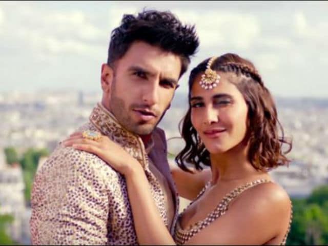 Vaani Kapoors Befikre hairstyle 5 times Ranveer Singhs Befikre ladylove  wowed us with her ombre hair  Indiacom