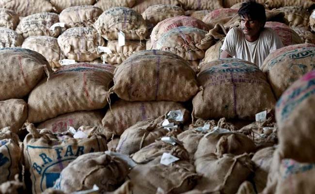 कोविड-19 के चलते खुदरा व्यापारियों को 15.5 लाख करोड़ रुपये के कारोबार का नुकसान: कैट