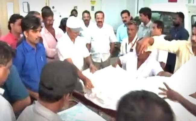 Notes Ban: Minister Sadananda Gowda Pays By Cheque To Get Brother's Body Released