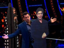 <i>Bigg Boss 10</i>: Salman Khan and Vidya Balan Recreate DDLJ Scene
