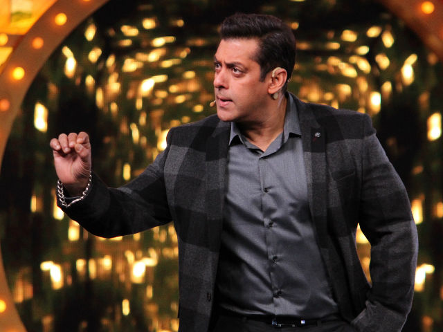 <i>Bigg Boss 10</i>, November 26: Salman Khan Boycotts Swami Om, Walks Off