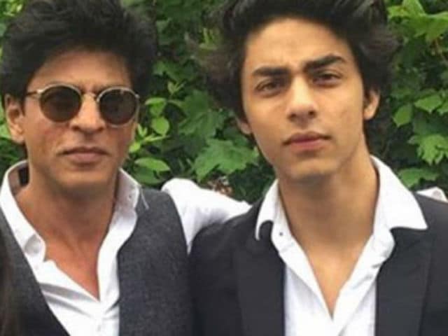 Shah Rukh Khans Selfie With Son Aryan Mushkil To Decide Who Is Cooler