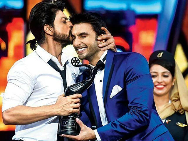 Ranveer Singh: Not Entering Shah Rukh Khan's Territory With <i>Befikre</i>