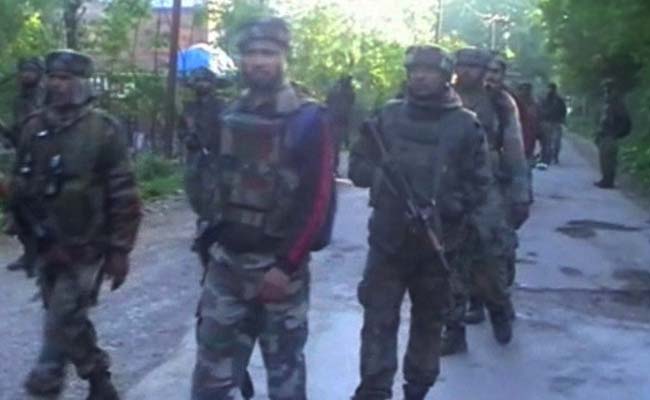 Terrorist Killed, 2 Soldiers Injured In Encounter In Jammu and Kashmir's Shopian