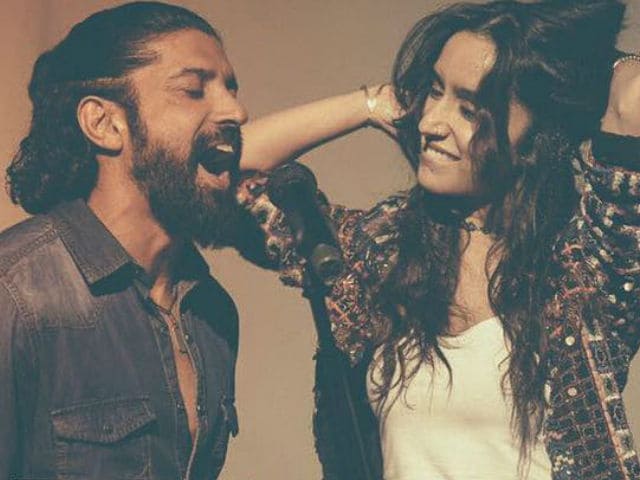 Shraddha Kapoor 'Admires' Multitalented Rock On 2 Co-Star Farhan Akhtar