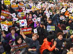 Fresh Protest Pushes Defiant South Korea President To Resign