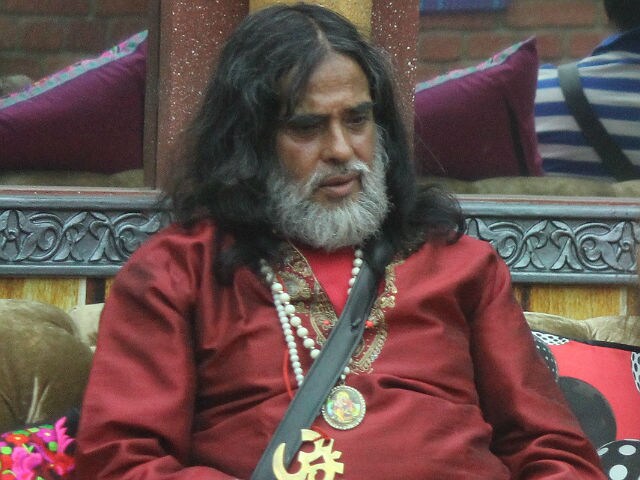 Bigg Boss 10, November 25, Written Update: Swami Om Reprimanded by Bigg Boss For Breaking Rules