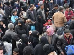 20,000 Syrians Have Fled East Aleppo This Week: Red Cross