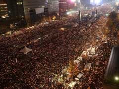 Thousands Protest South Korean President As Older Conservatives Grumble