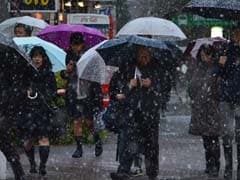Tokyo Hit By First November Snow In 54 Years