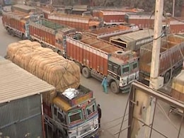 Truckers Body Claims Rs 2000 Crore Loss To Sector On Day 1 Of Strike Truckers Body Claims Rs 2000 Crore Loss To Sector On Day 1 Of Strike