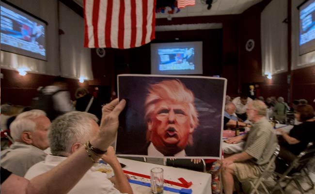 Donald Trump's Wall Street Fans Cheer Tight Contest