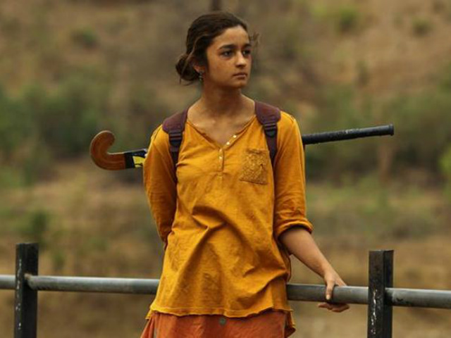 Alia Bhatt Will be 'Upset' If <I>Udta Punjab</i> Doesn't Fetch Her an Award