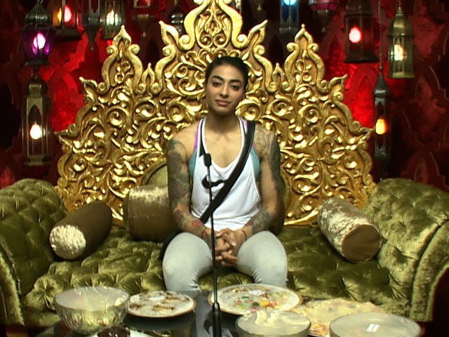 Bigg Boss 10: Housemates Think Captain Bani is Unfair