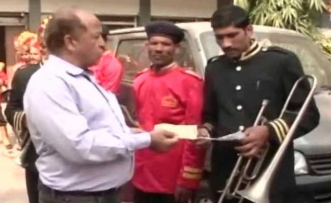 In Peak Wedding Season, Ghodiwalas, Decorators and Caterers Lie Jobless