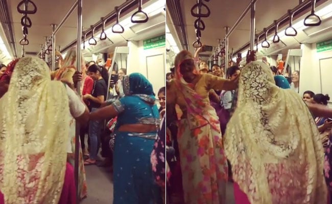 What's Not To Love In This Video Of Women Dancing On The Delhi Metro?