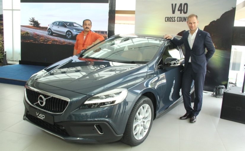 2017 Volvo V40 And V40 Cross Country Launched In India; Prices Start At Rs. 25.49 Lakh