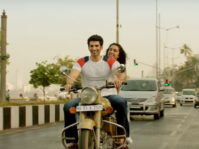 OK Jaanu Title Track: Shraddha Kapoor, Aditya Roy Kapur's Bike Ride Will Make You Hit The Road