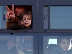 Thousands Leave Aleppo As UN Backs Sending Observers
