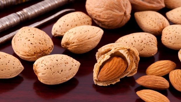 Almonds Provide Fewer Calories Than Thought: Study