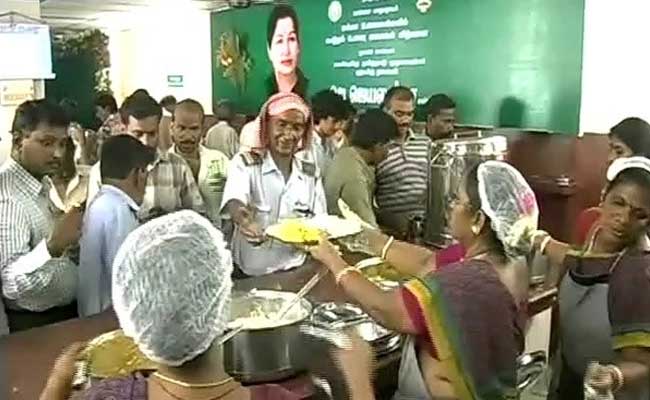 Amma Canteens To Provide Free Food In 4 Tamil Nadu Districts Under Lockdown: Chief Minister