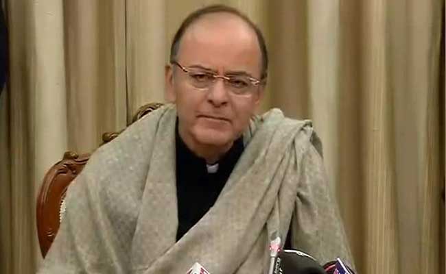रेलवे के गैर-मुख्य कामकाज की आउटसोर्सिंग के पक्ष में हैं जेटली