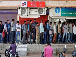 100 Crore Needed To Make ATMs Ready For New Rs 100 Notes: ATM Operators 100 Crore Needed To Make ATMs Ready For New Rs 100 Notes: ATM Operators