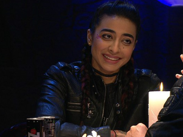 <I>Bigg Boss 10</I>, December 23: Will VJ Bani Get To Meet Best Friend Gauahar Khan?