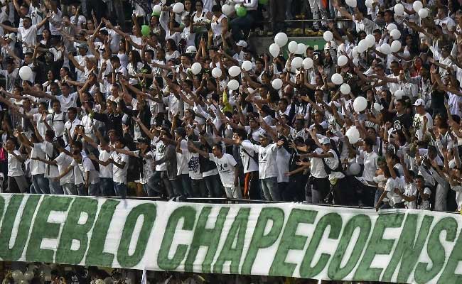 Fans Cram Into Brazil Football Stadium To Mourn Dead Players