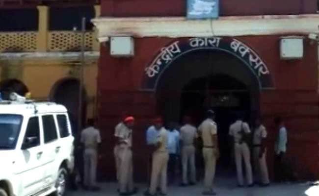 Five Prisoners Including 4 Serving Life Term Escape From Bihar's Buxar Jail