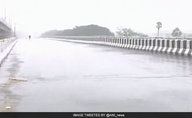 Cyclone Vardah: Centre Asks Tamil Nadu To Keep Vigil In Reservoir Areas