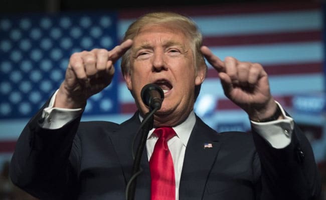 Donald Trump Insists He Is 'Big Fan' Of US Intel Community