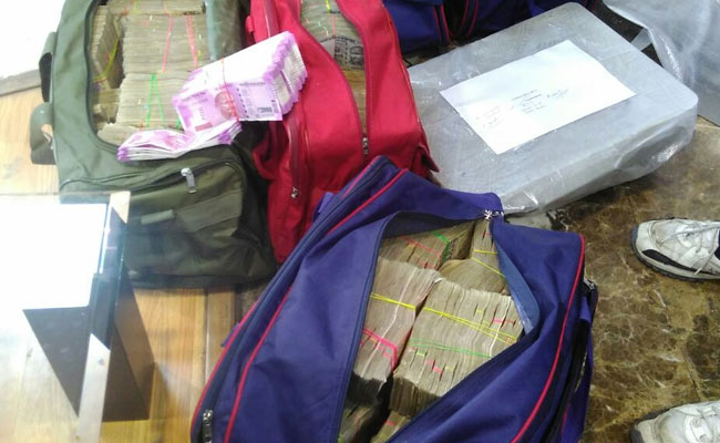 120 Crores In Gold Channelled For Laundering Old Notes, Finds Raid On Delhi Firm