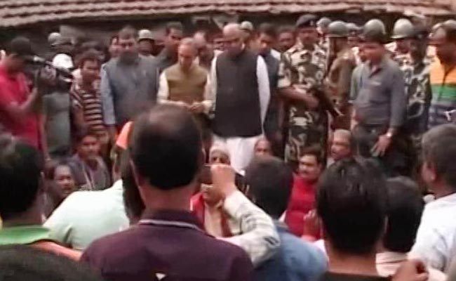 BJP Team Stopped From Entering West Bengal's Howrah After Communal Clashes