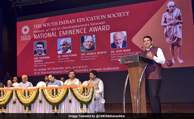 Maharashtra Chief Minister, ISRO Chief Kiran Kumar Get Kanchi Seer Memorial Awards