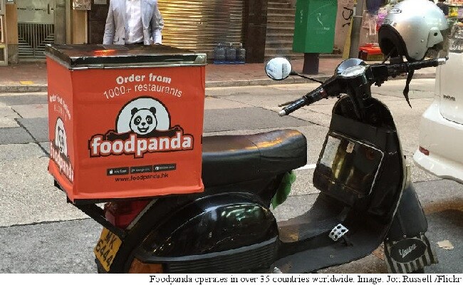 शाहरुख खान फूड पांडा के ब्रैंड एम्बेसडर बने, बदलेंगे 'खाने की आदत'