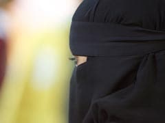 Man Allegedly Tries To Rip Off Muslim Woman's Hijab At Eatery In UK: Report