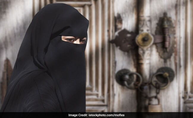 Macron's Party Endorses Ban On Hijab In Public Spaces For Those Under 15