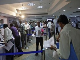 पश्चिम बंगाल : इनकम टैक्स विभाग ने जेपी इंटरप्राइजेज के ठिकानों पर छापेमारी की पश्चिम बंगाल : इनकम टैक्स विभाग ने जेपी इंटरप्राइजेज के ठिकानों पर छापेमारी की