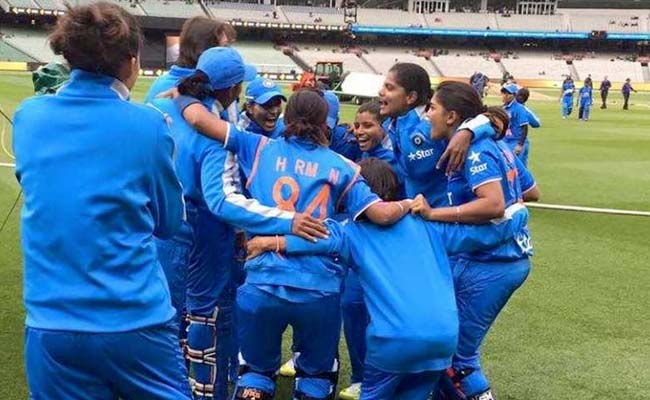 एशिया कप : भारतीय महिला टीम के आगे नेपाल 21 रन पर ढेर, भारत की सभी गेंदबाजों ने 10 से कम रन दिए