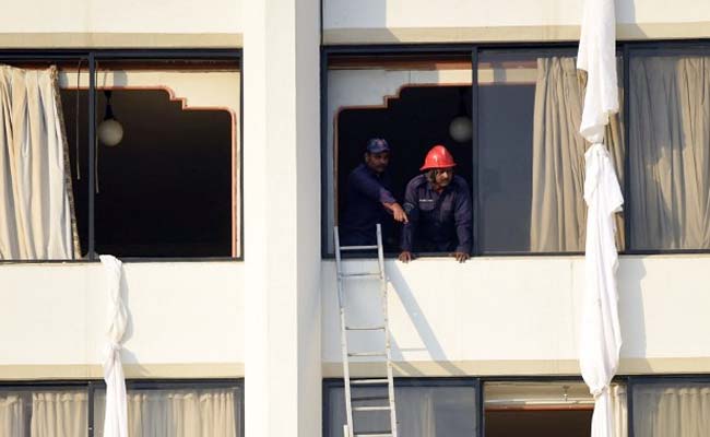 At Least 11 Killed, 75 Injured In Fire At Karachi Hotel
