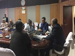 मणिपुर में चुनावी बिसात बिठाना शुरू किया केंद्र और राज्य सरकार ने : 10 खास बातें मणिपुर में चुनावी बिसात बिठाना शुरू किया केंद्र और राज्य सरकार ने : 10 खास बातें