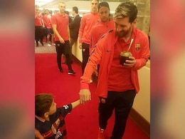 Lionel Messi Finally Meets Afghan Boy Who Became Viral Sensation Lionel Messi Finally Meets Afghan Boy Who Became Viral Sensation