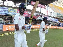 INDvsENG: पार्थिव पटेल की इस कड़ी मेहनत की अनदेखी कर गए क्रिकेटप्रेमी... INDvsENG: पार्थिव पटेल की इस कड़ी मेहनत की अनदेखी कर गए क्रिकेटप्रेमी...