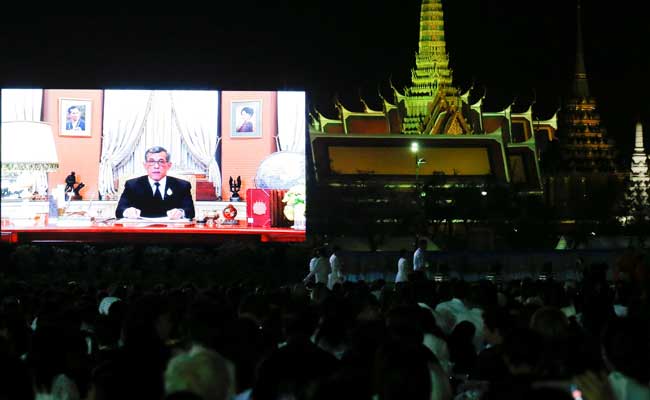 Thai King Urges Unity In First New Year Speech